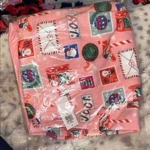 Old Navy Pink Holiday Print Pajama Set
